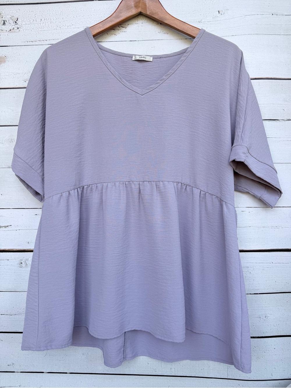 Jodifl Lavender Textured Babydoll V-Neck Blouse - Short Sleeve Cuffed Top - Med - Picture 3 of 6